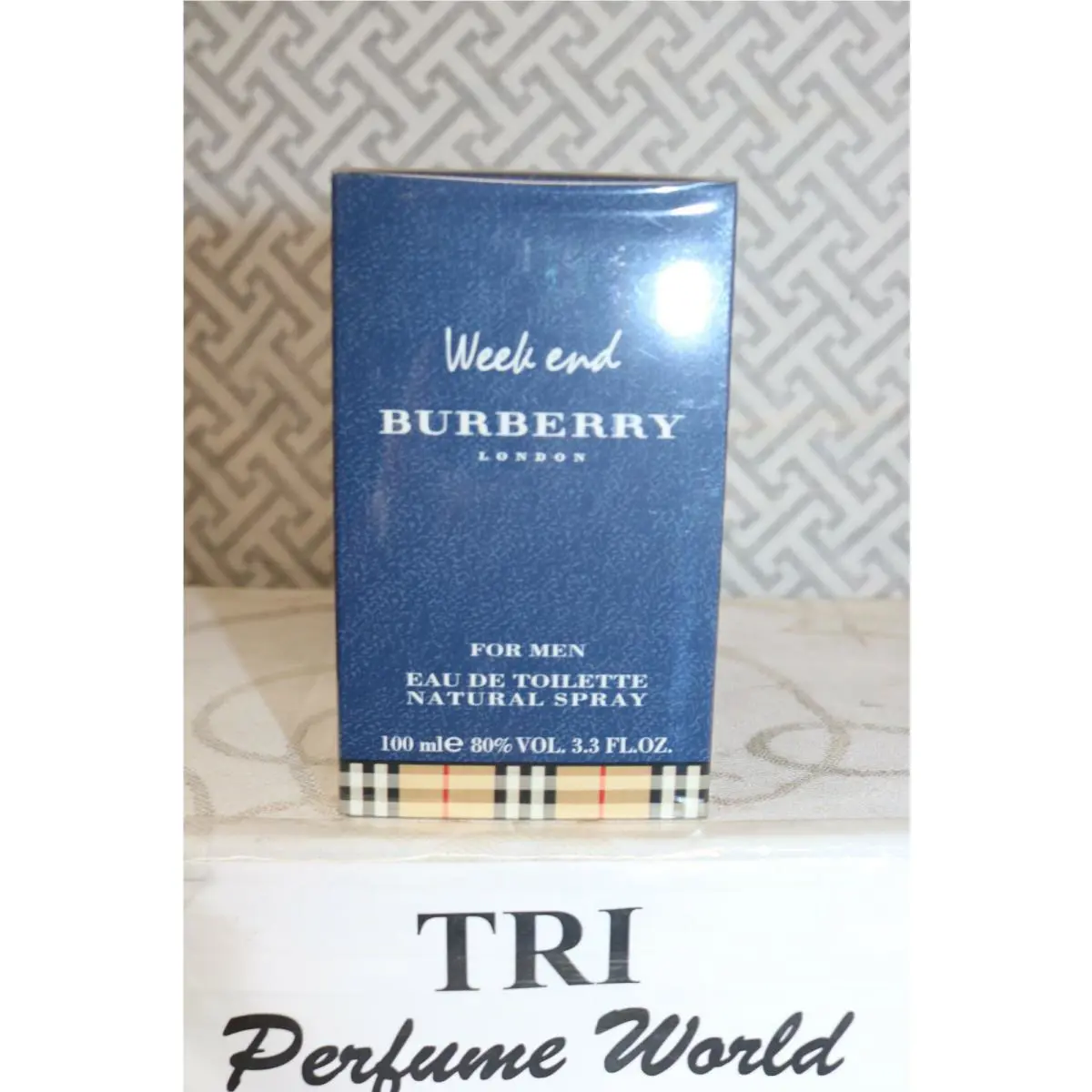 Burberry Weekend Eau de Toilette Men Spray 3.3 Oz. Vintage Old Formula