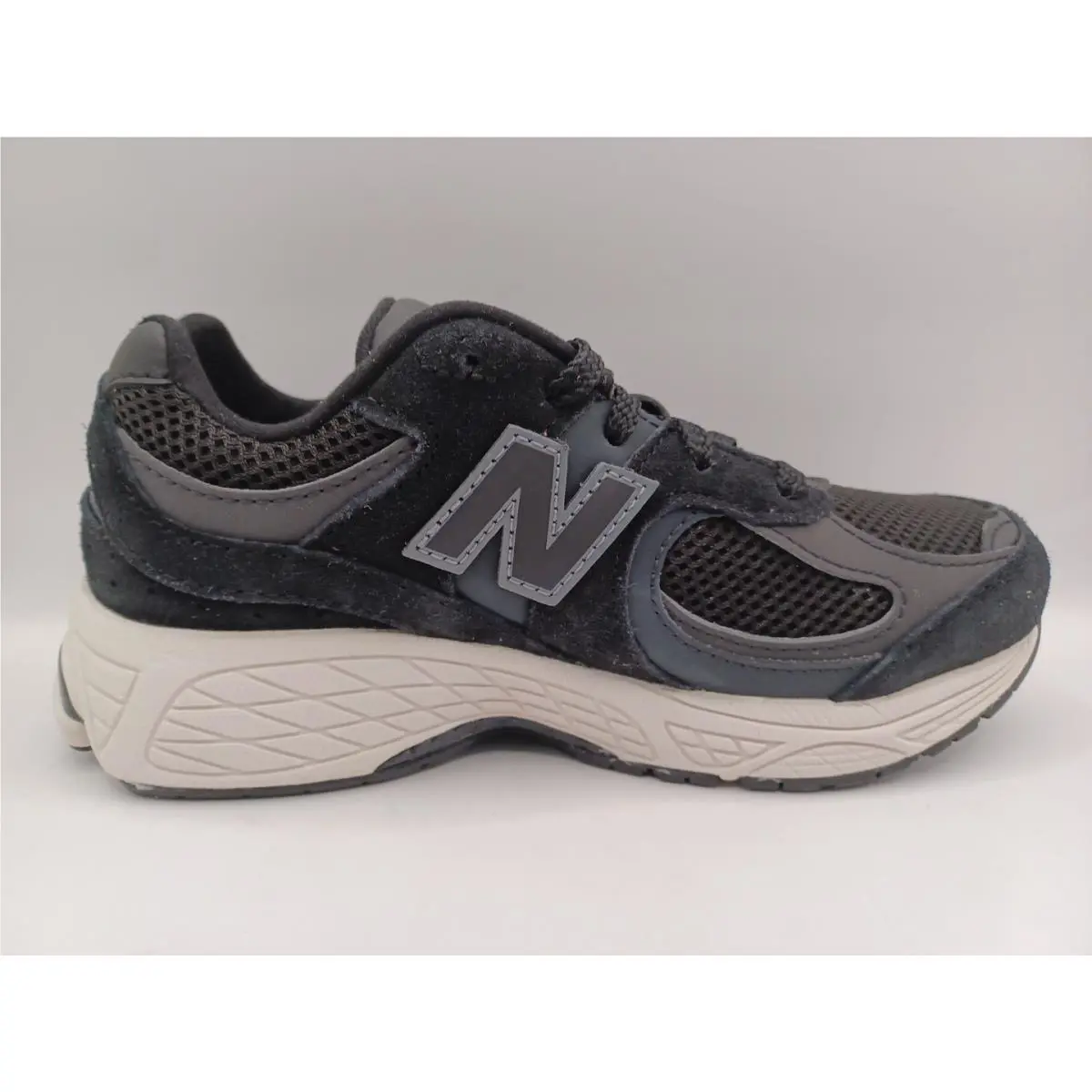 New Balance shoes - NEW Balance PC2002BK - Black 2