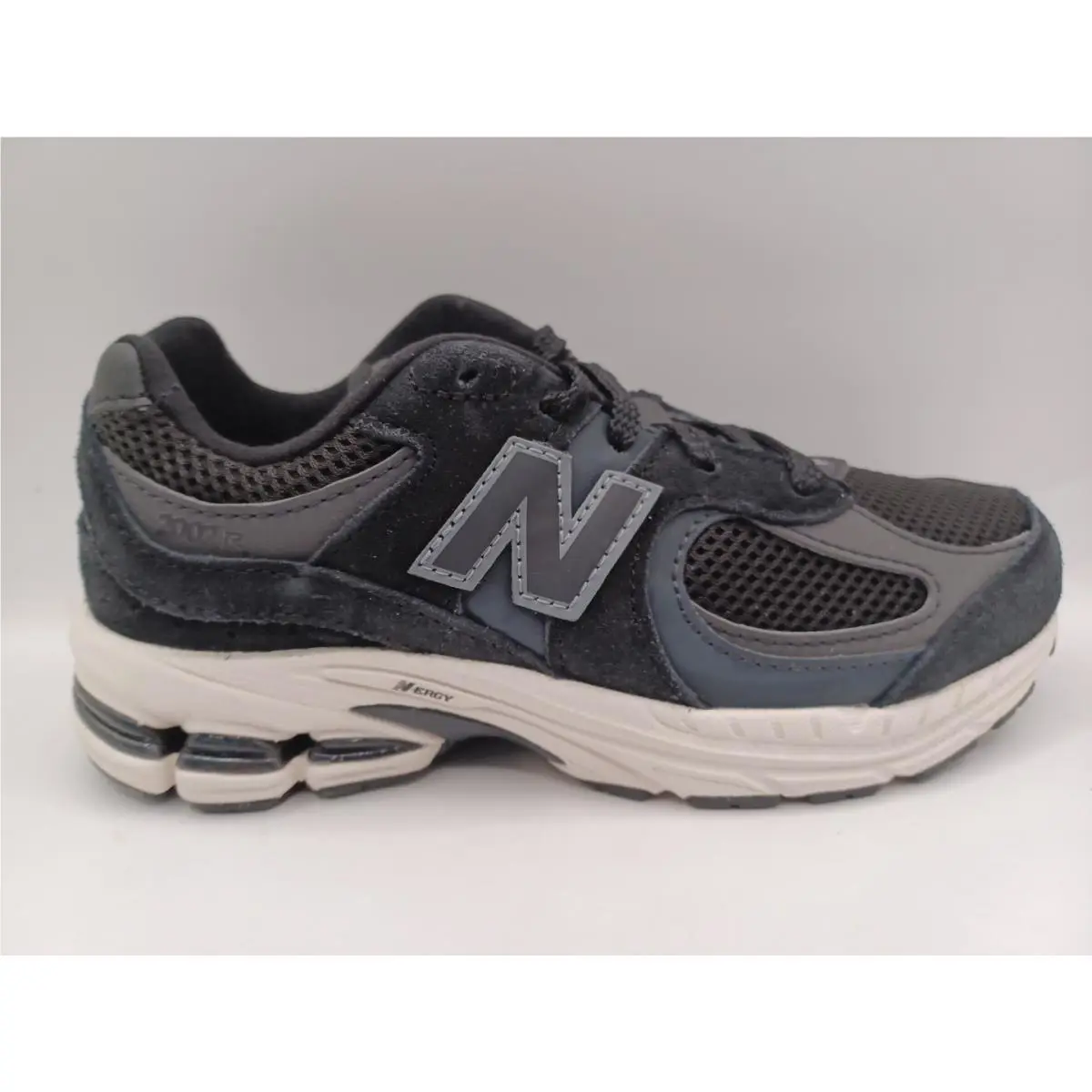 New Balance shoes - NEW Balance PC2002BK - Black 4