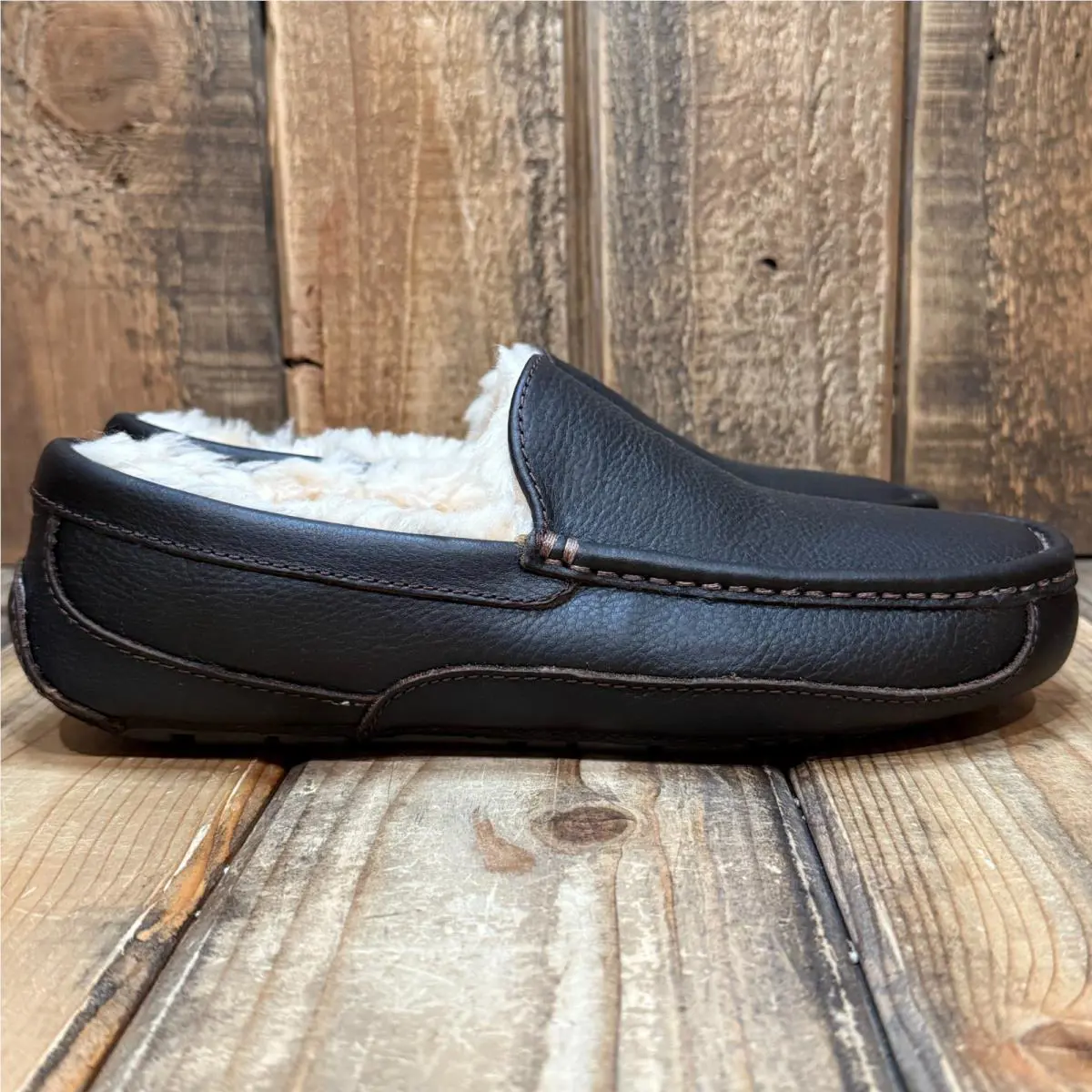 UGG shoes - ASCOT LEATHER - ASCOT LEATHER - 5379 - Brown (UPC: 889830076641) 0