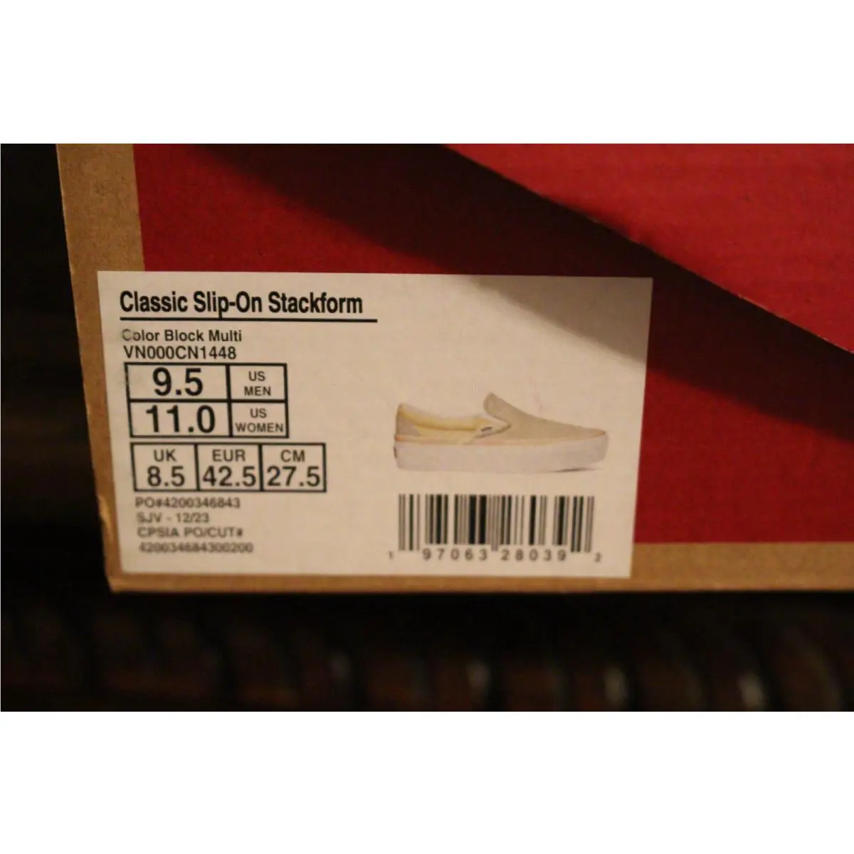 Vans shoes - VANS Classics - Classics - Beige 7