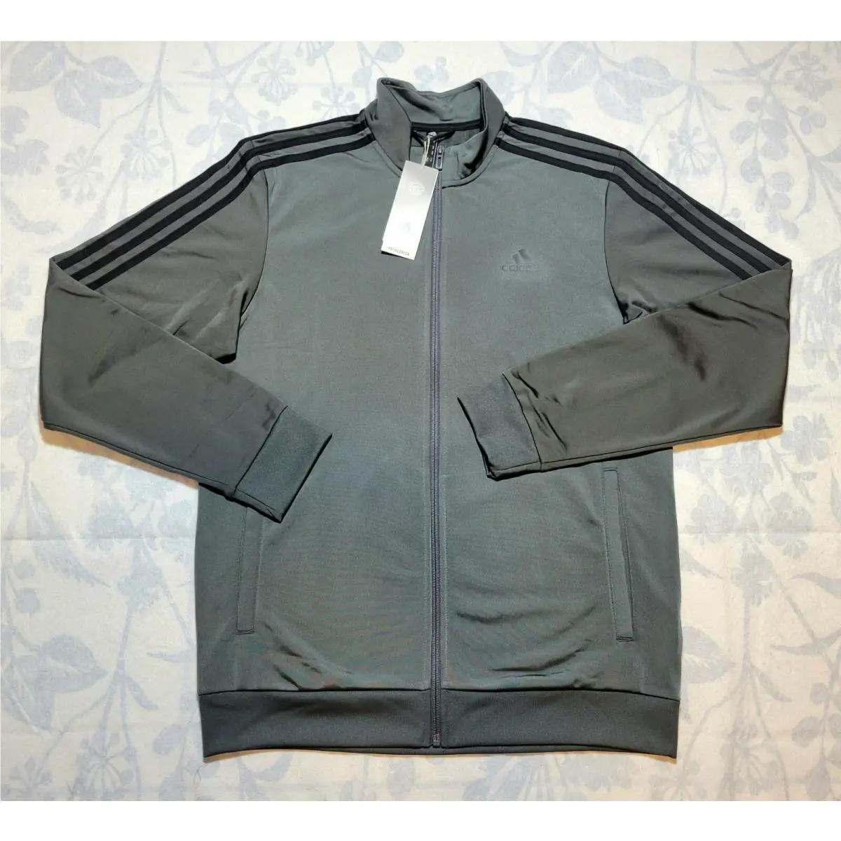 Adidas clothing - Gray/Camo 1