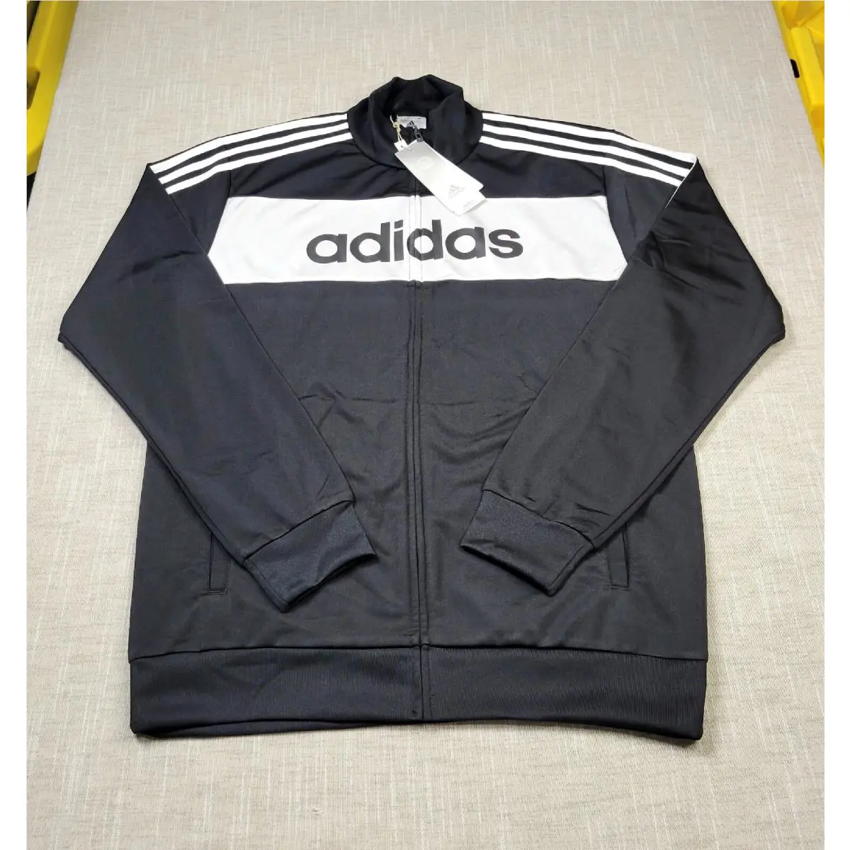 Adidas clothing - Black White 20