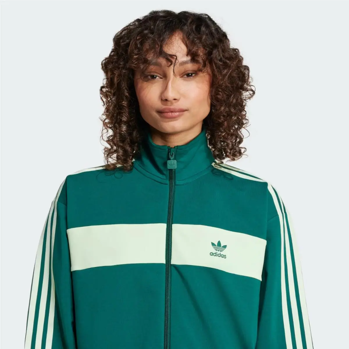 Adidas clothing - KA7749 - KA7749 - Collegiate Green / Semi Green Spark 8