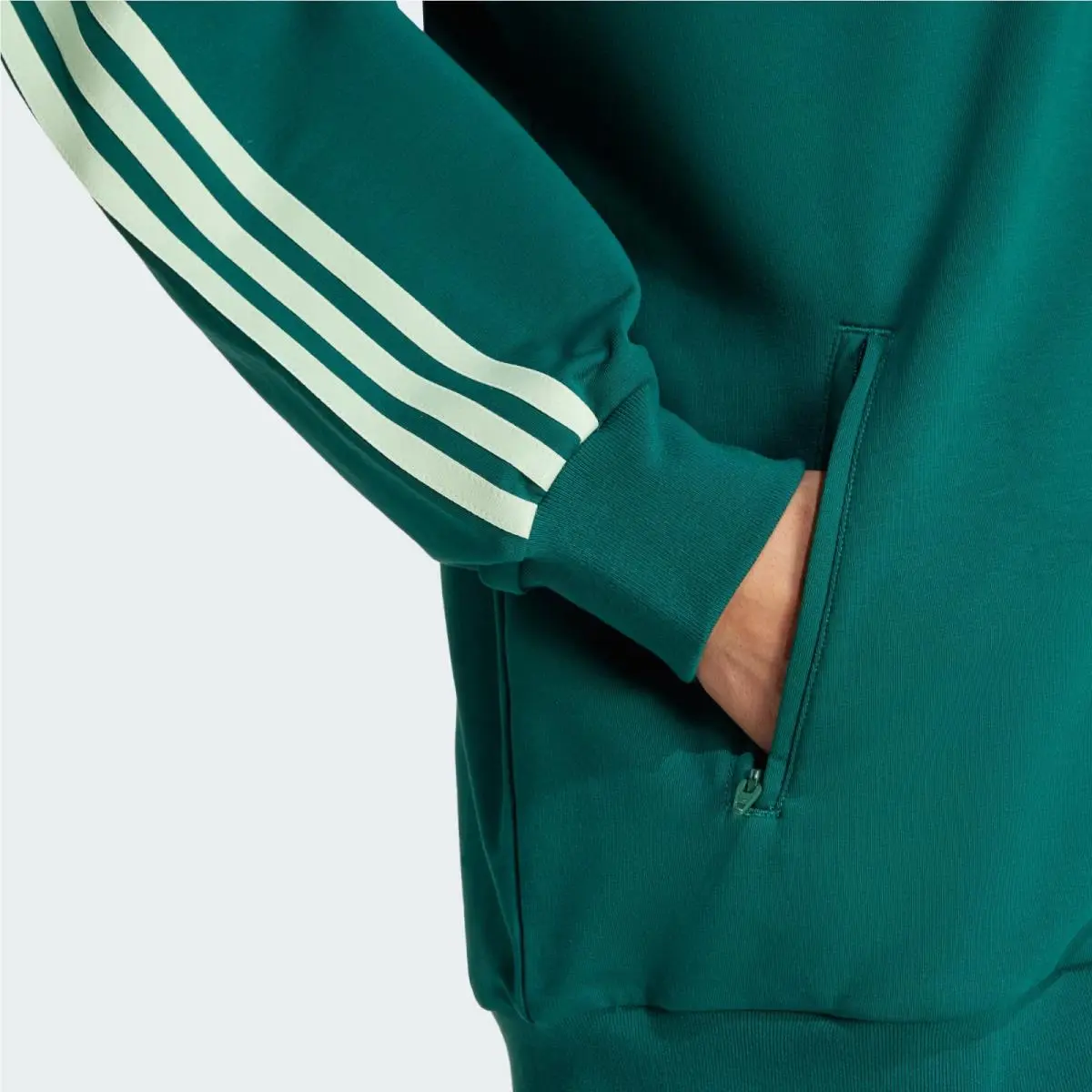Adidas clothing - KA7749 - KA7749 - Collegiate Green / Semi Green Spark 3