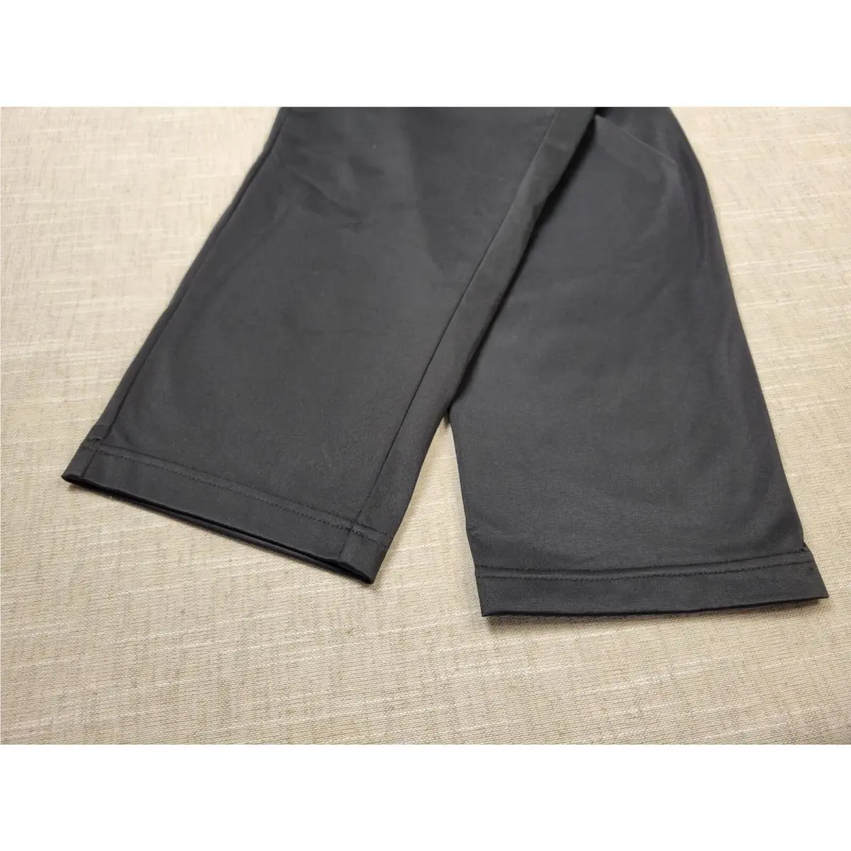 Adidas clothing - DV2470 - DV2470 - Black White 8