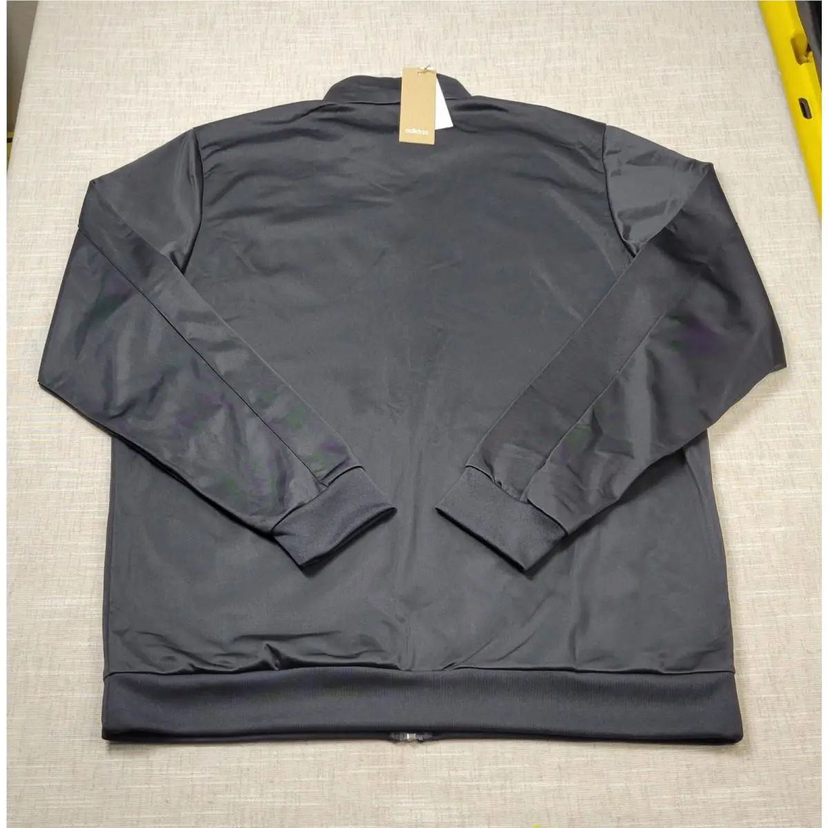 Adidas clothing - DV2470 - DV2470 - Black White 5