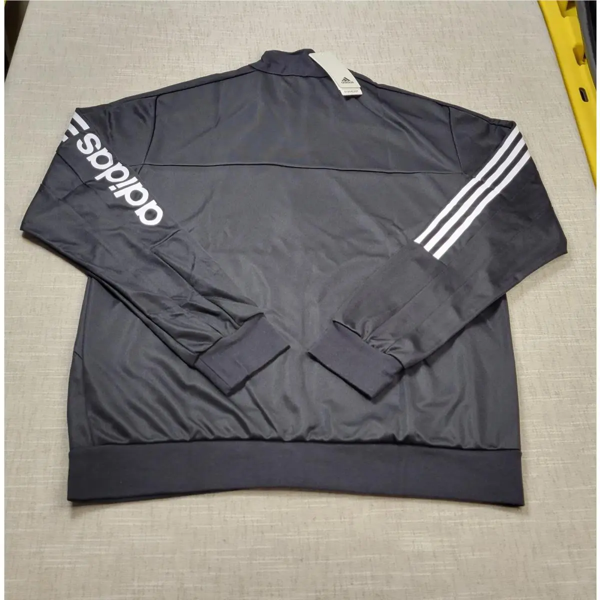 Adidas clothing - Black White 8