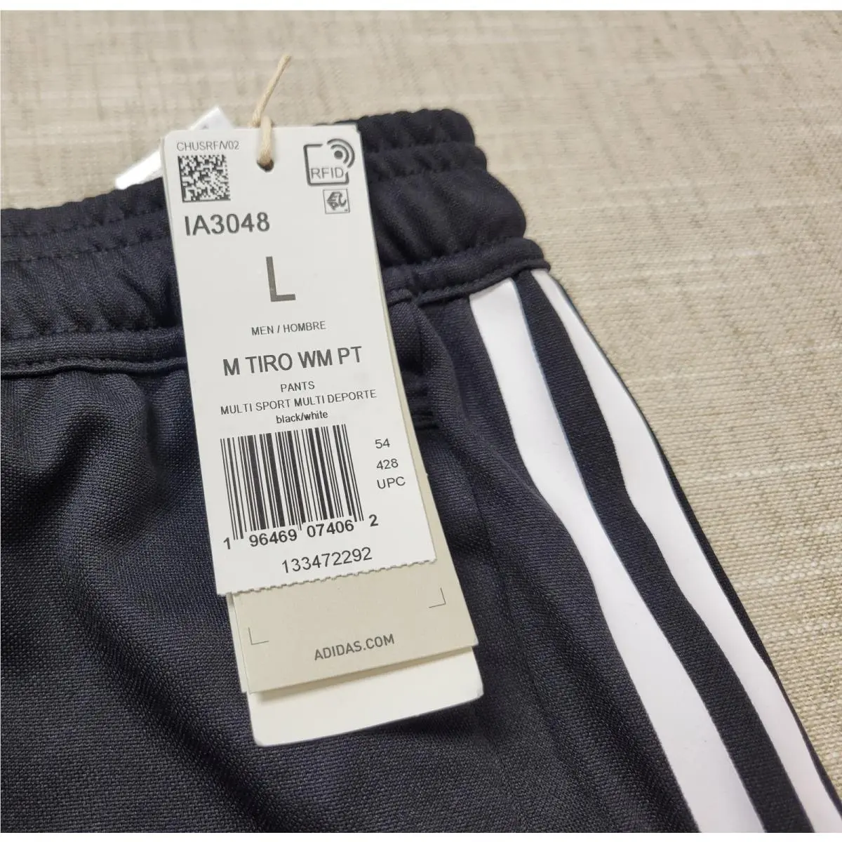 Adidas clothing - Black White 15