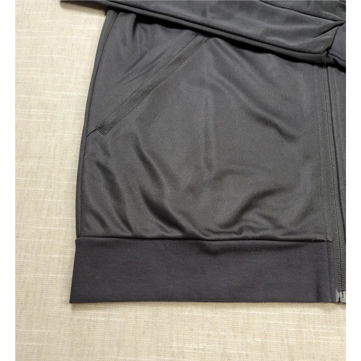 Adidas clothing - Black White 6