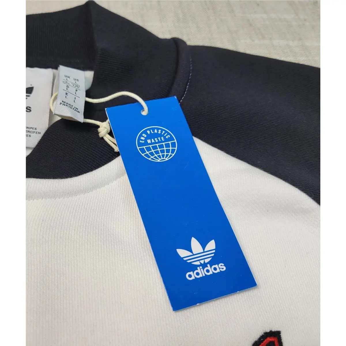 Adidas clothing - White Black Red 12