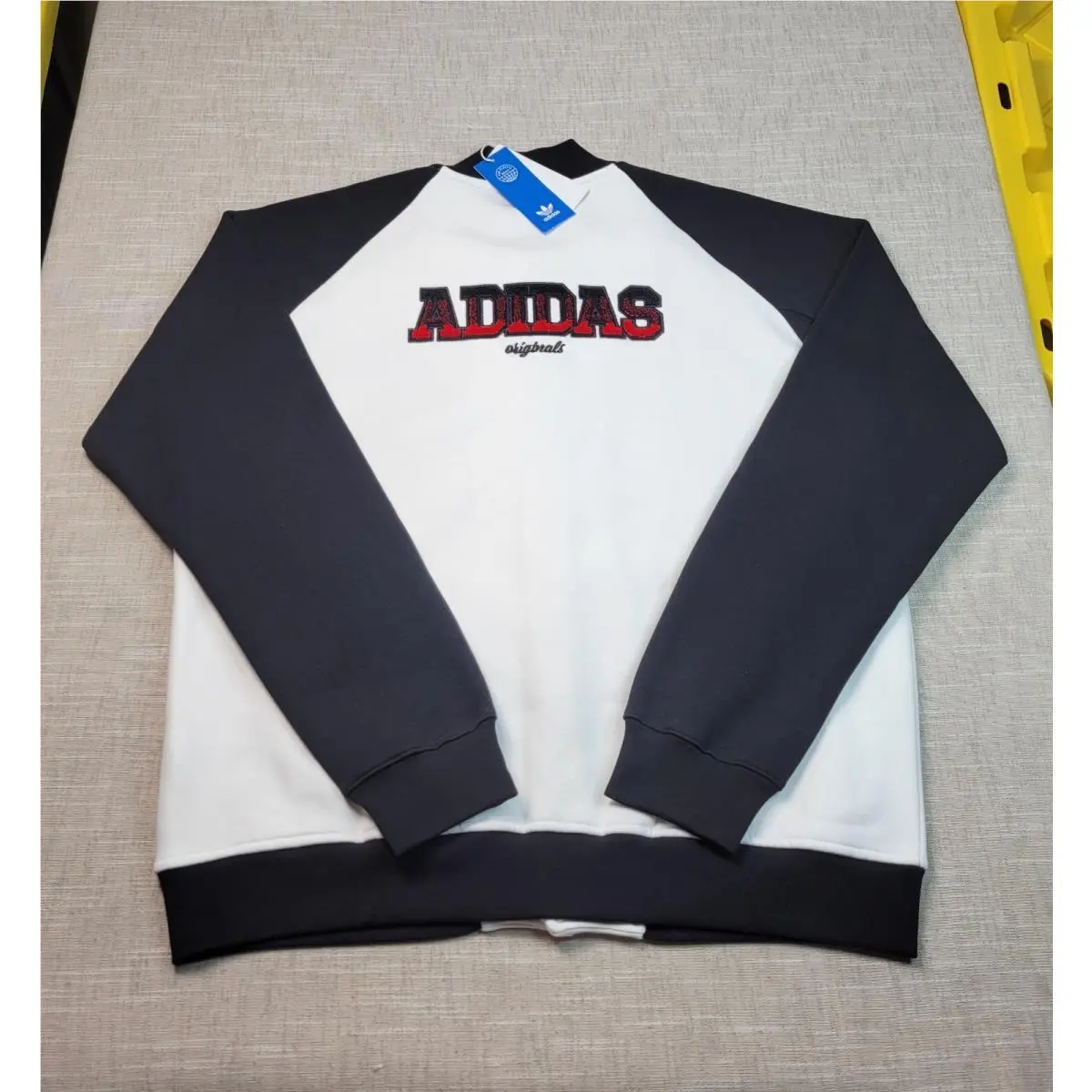 Adidas clothing - White Black Red 2