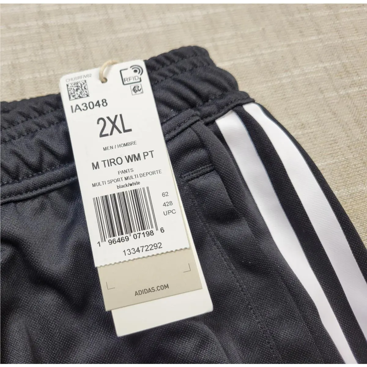 Adidas clothing - Black White 15