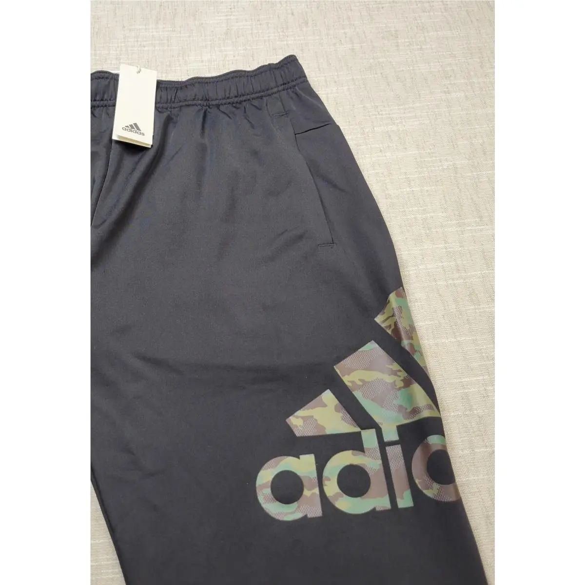 Adidas clothing - Black Green Brown 11