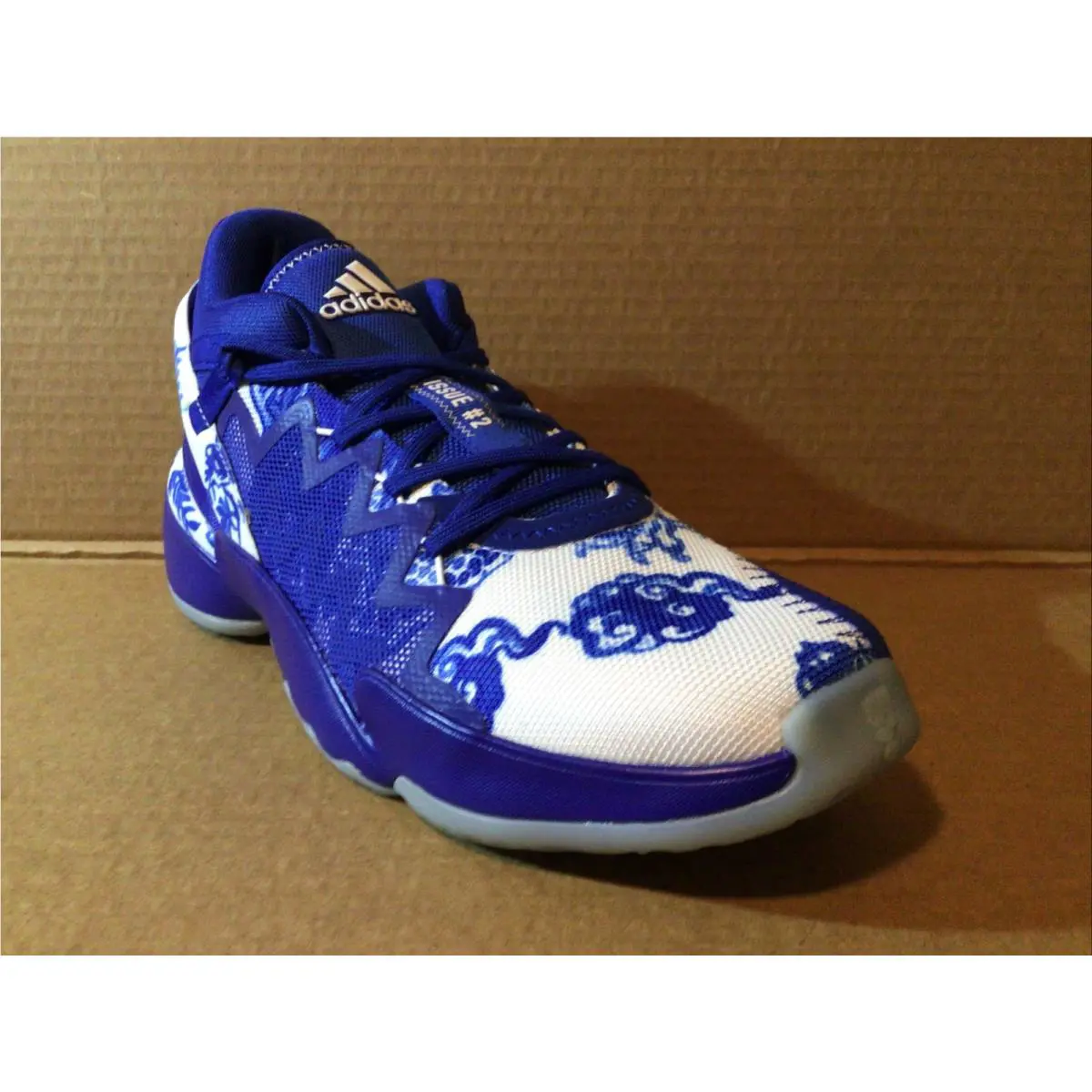 Adidas shoes - adidas D.O.N. Issue - Issue - White 3