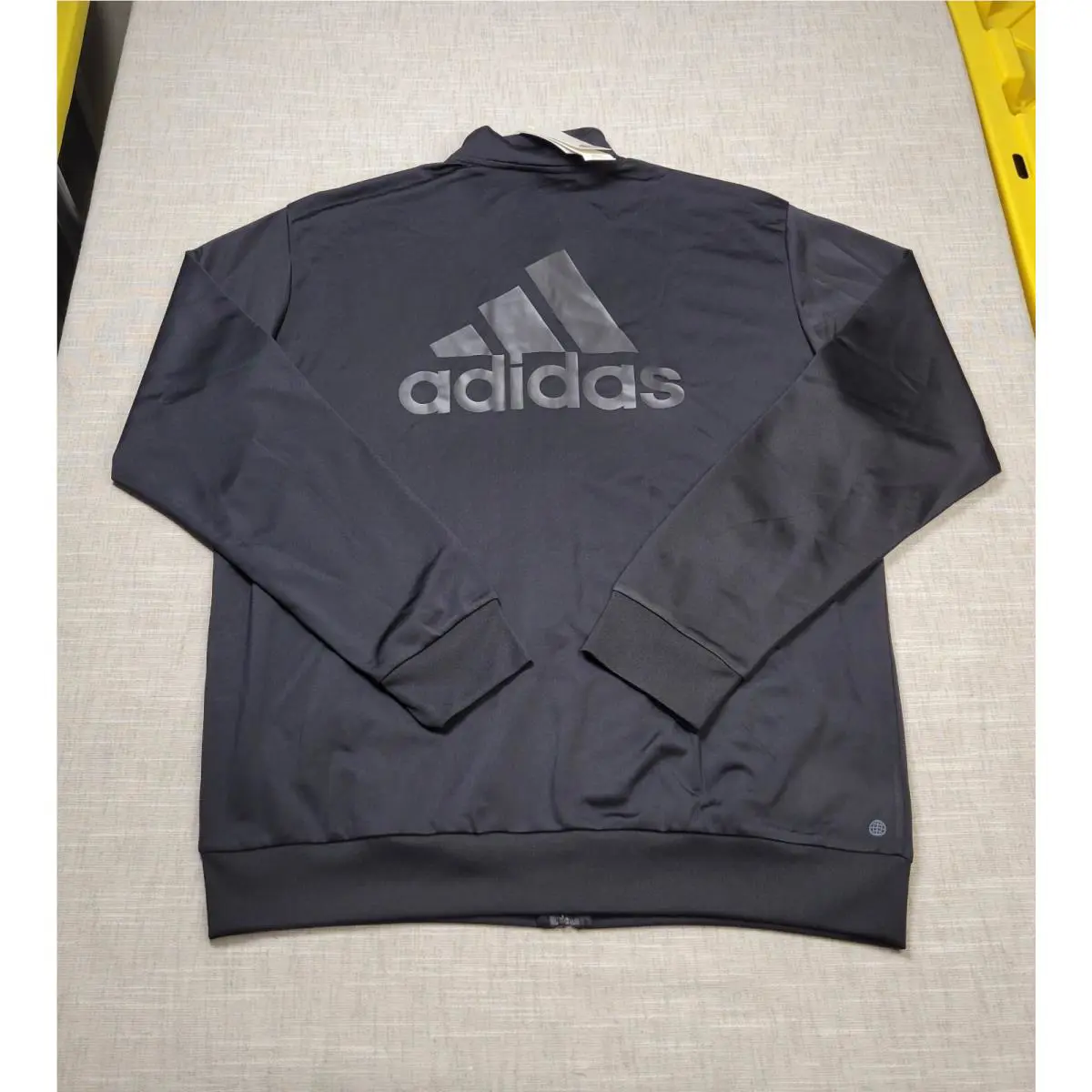 Adidas clothing - Black Green Brown 4