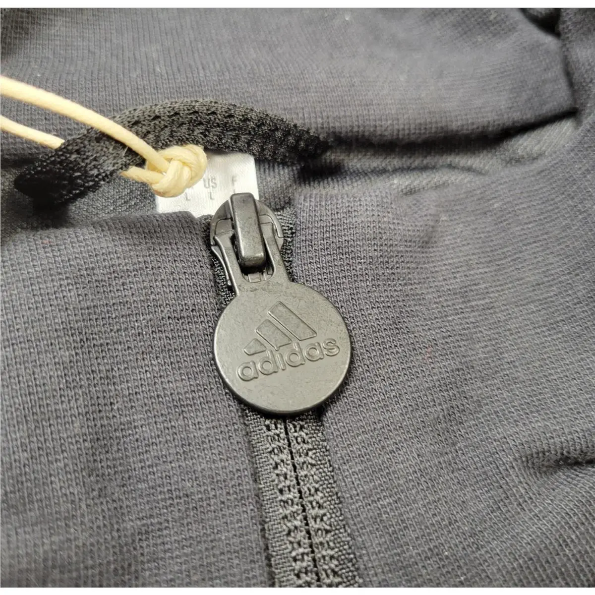 Adidas clothing - Black White 4