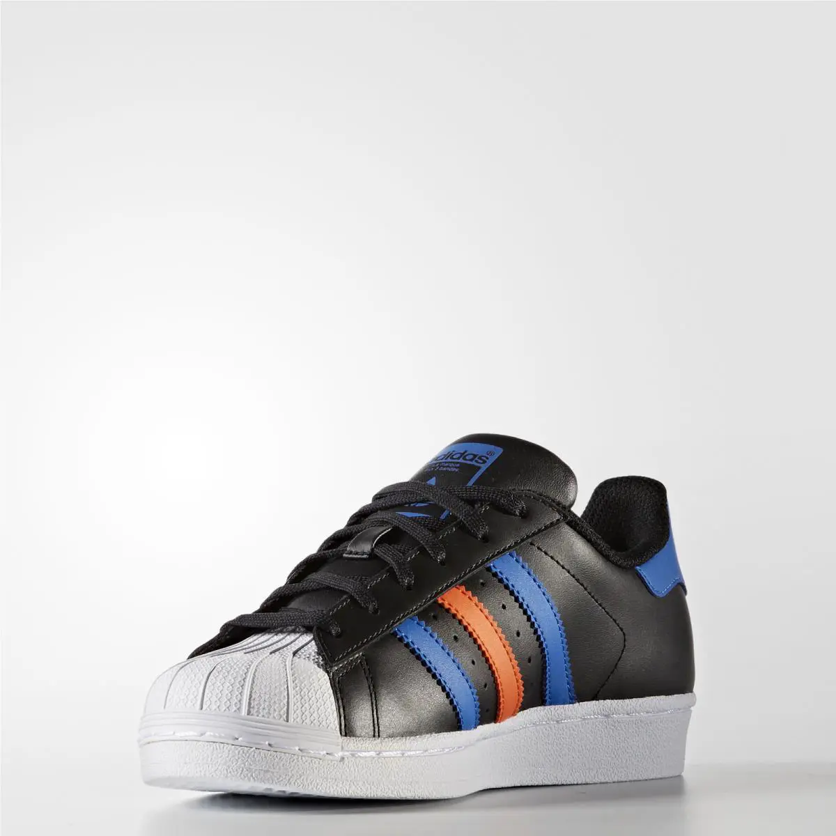 Adidas shoes - Black / Blue (UPC: 889136996315) 2