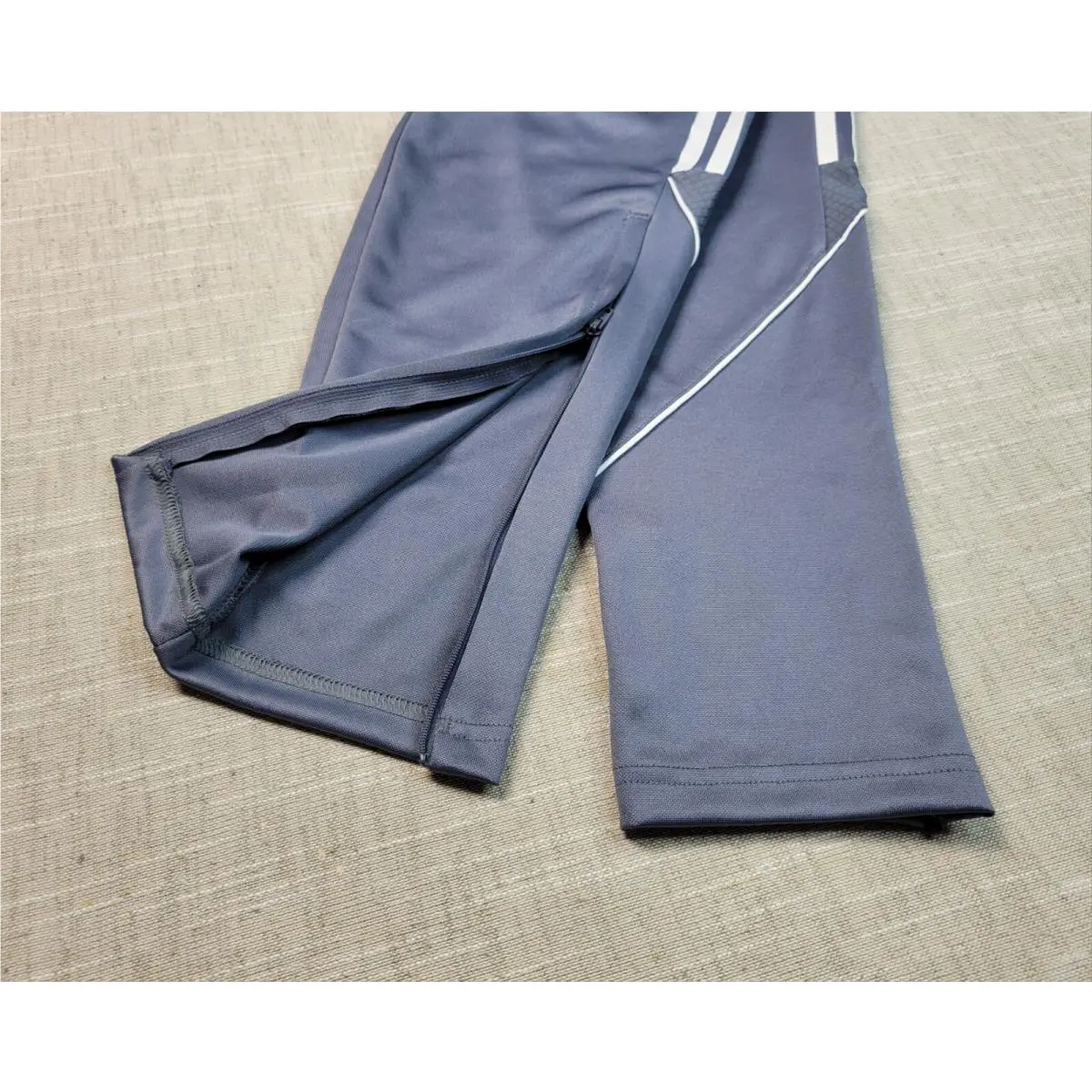 Adidas clothing - Gray White 10