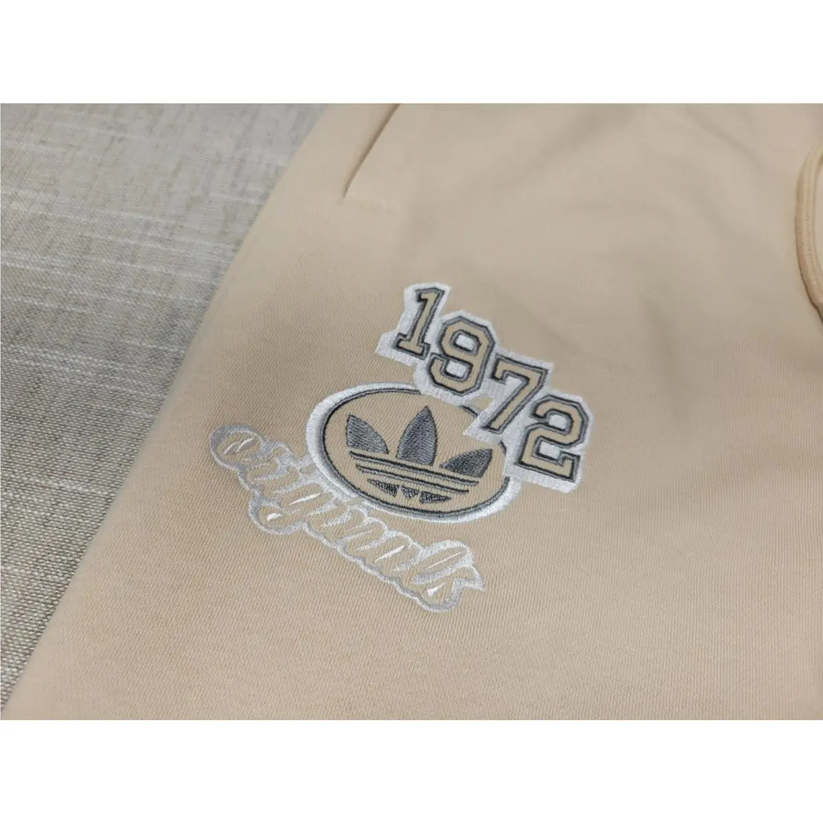 Adidas clothing - Beige Black Gray White 5