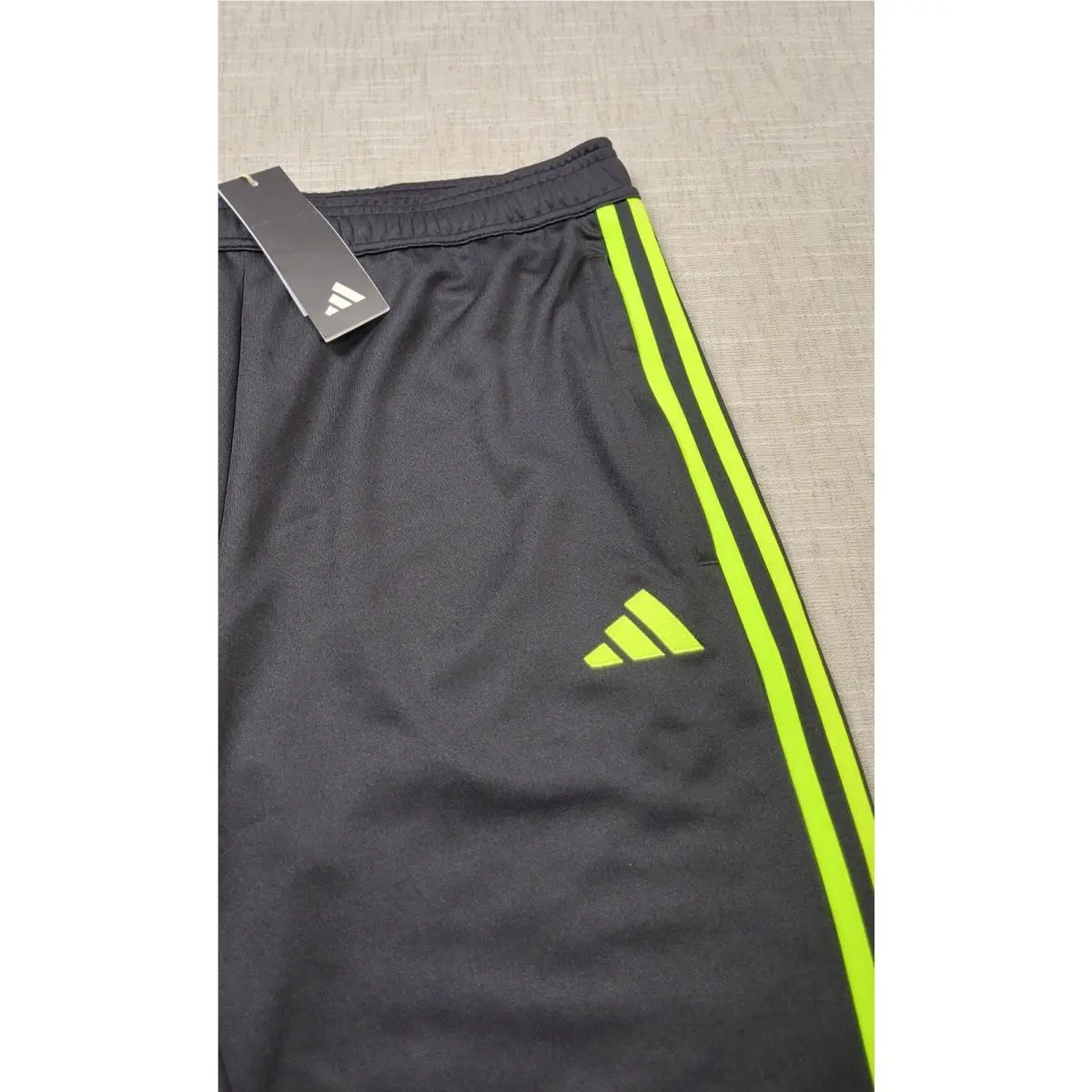 Adidas clothing - Black Green Silver 7