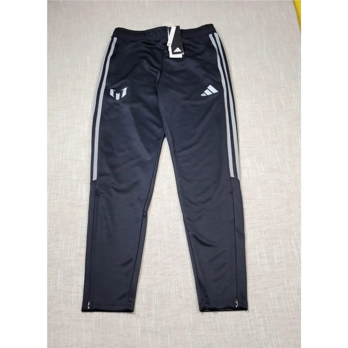Adidas clothing - Black Silver 1