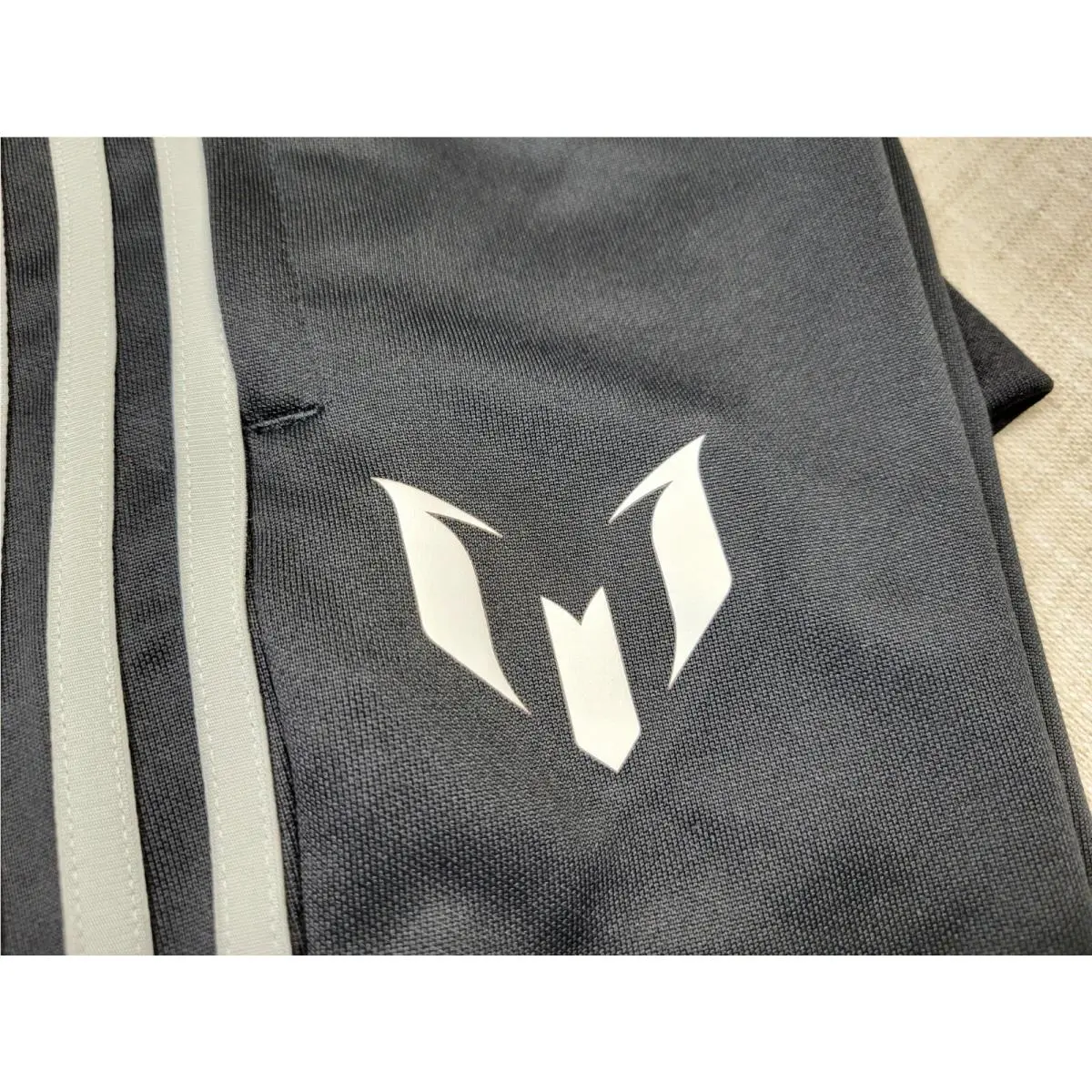 Adidas clothing - Black Silver 7