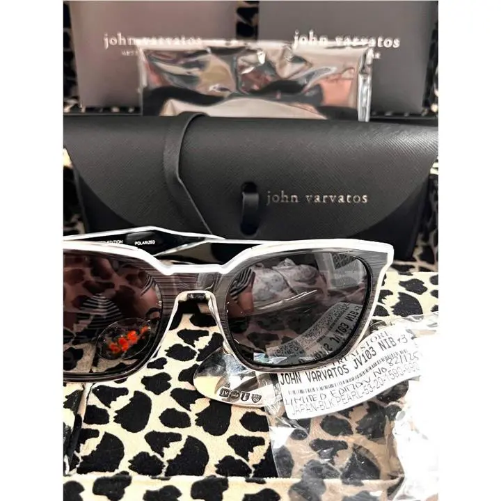 John Varvators Artisan Eyewear Limited Edition Casebox JV103 3