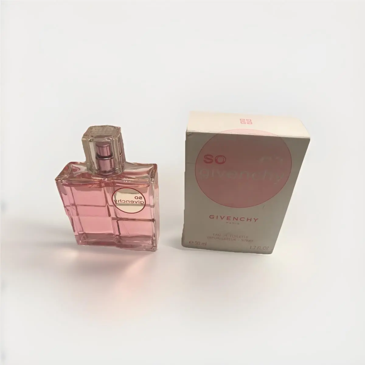 So Givenchy Eau de Toilette 1.7 oz Spray For Women –