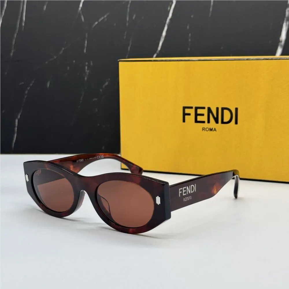 Fendi New FE40125F 54S FE40125F 54S Fendi Sunglasses Shiny Red Havana Women Eyewear Fendi