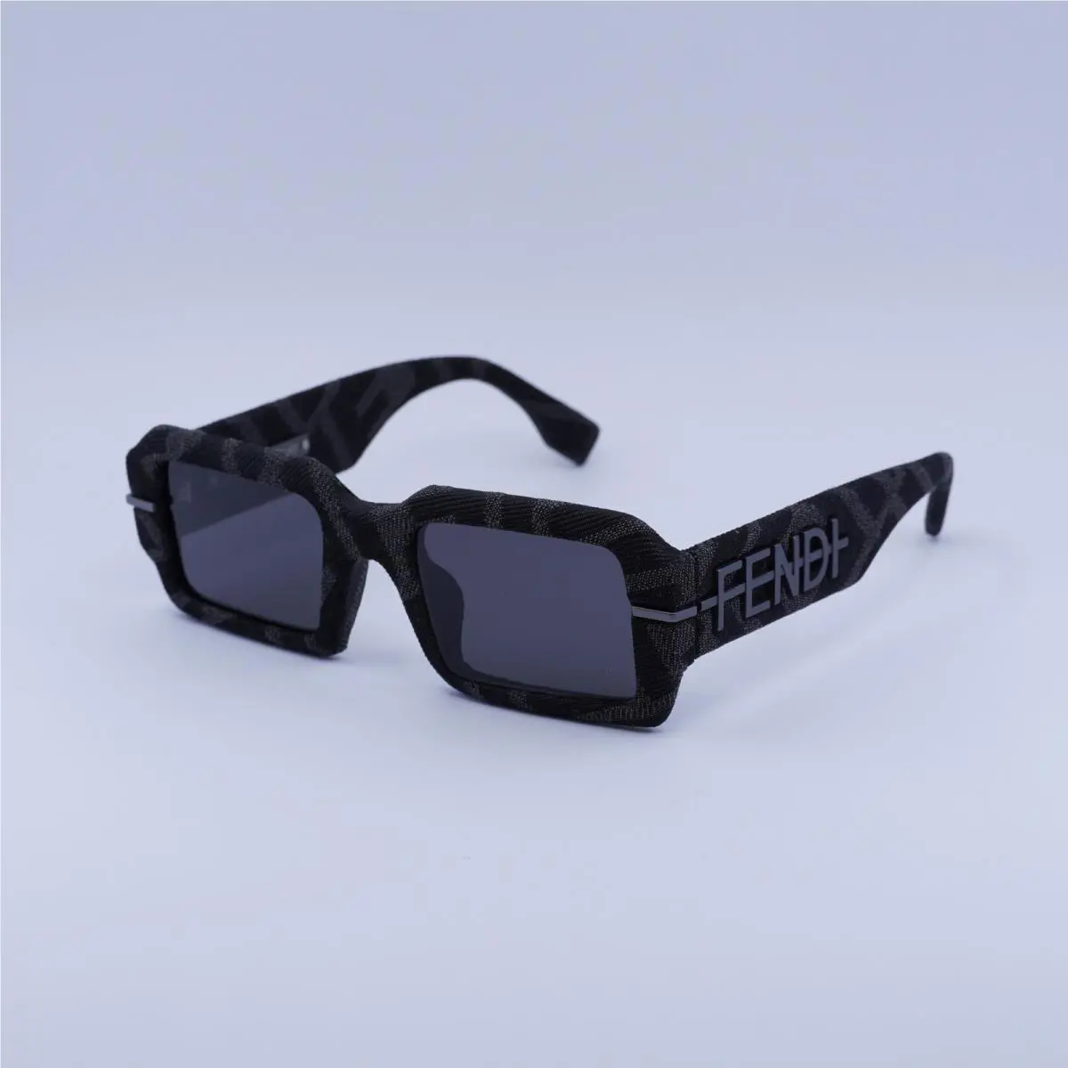 Fendi FE40074U 05A Grey Monogram/grey 52-21-145 Sunglasses