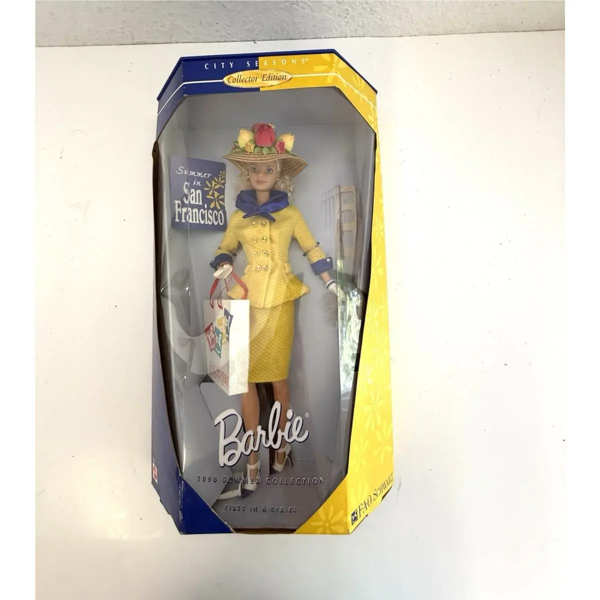Barbie City Seasons 1998 Summer in San Francisco Fao Schwarz Nrfb Excellent