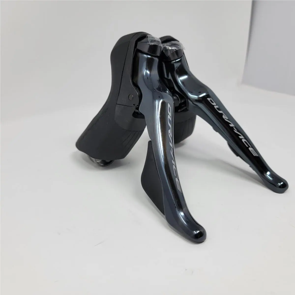 Shimano  - ST-R9100 - ST-R9100 - Black (UPC: 689228321427) 1