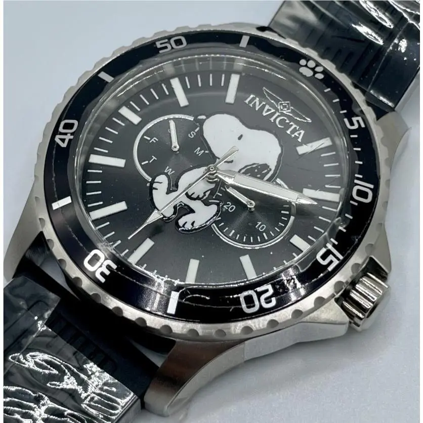 Invicta Character Snoopy Peanuts Men`s Black Watch Limited One of 3 000 38644