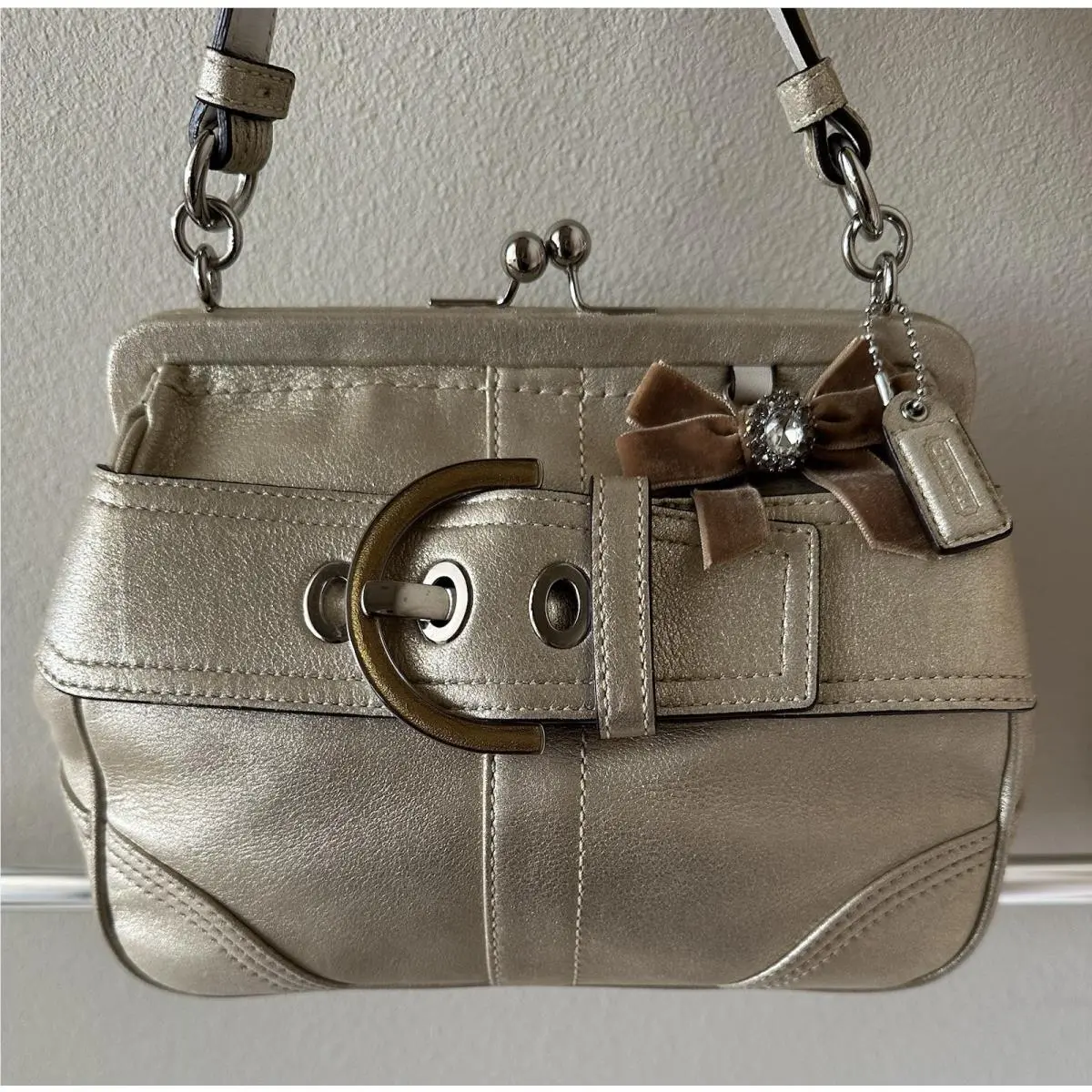 Coach Ltd Metallic Gold Soho Buckle Kisslock / Suede Bow Rhinestone 8B27