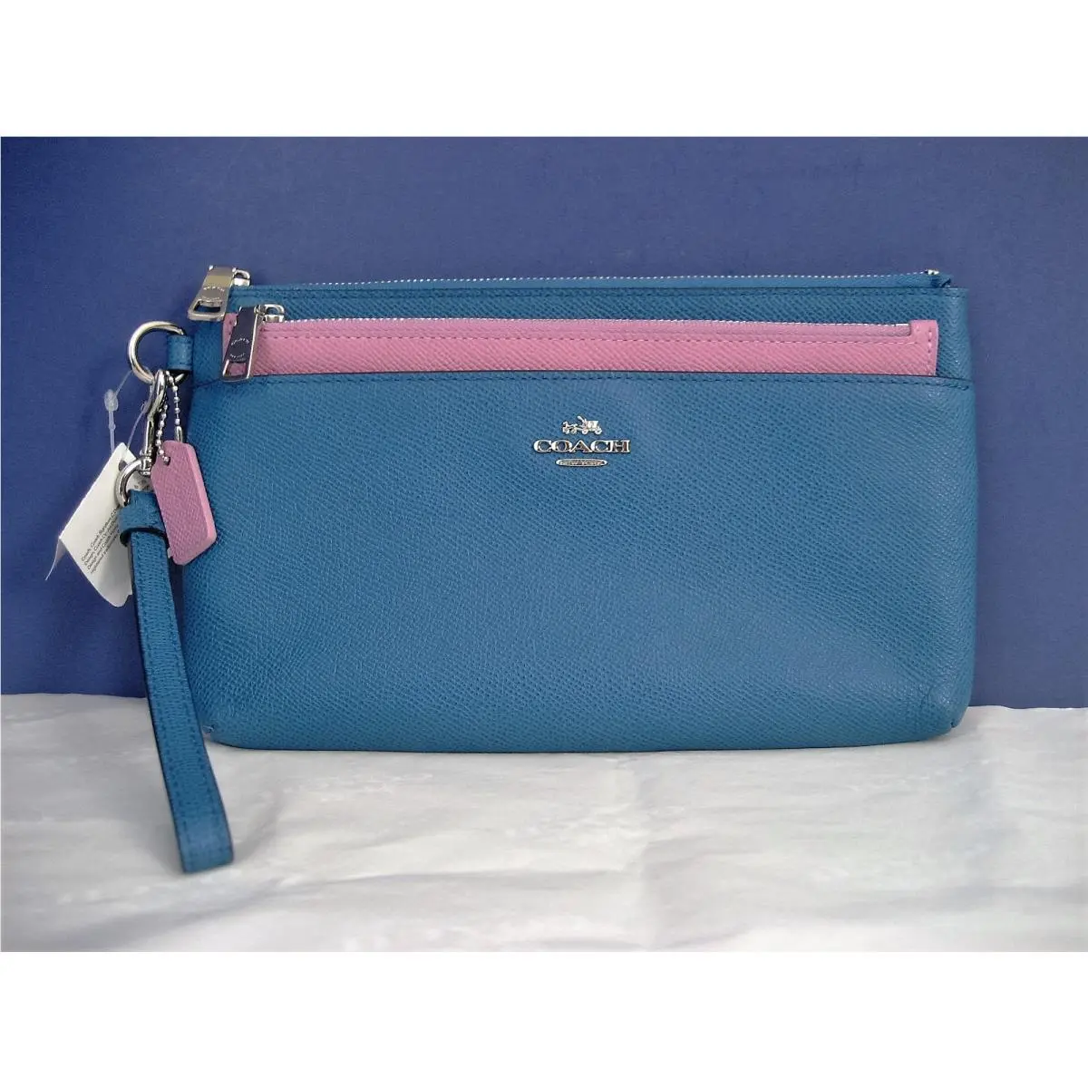 Coach Large Wristlet W/pop-up Pouch Colorblock Leather 64862 Peacock/marshmallow