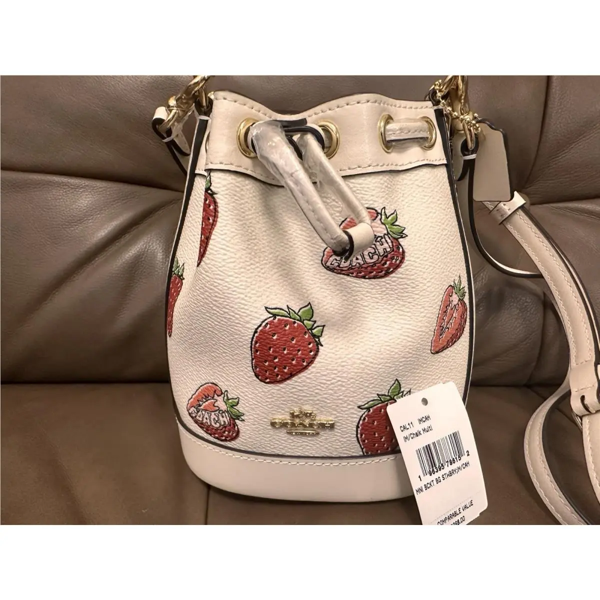 Coach Mini Bucket Bag Strawberry Print CAL11 Gold/chalk Multi