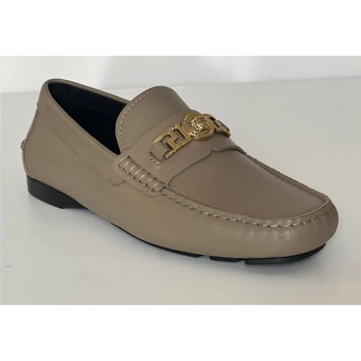 Versace Medusa Men`s Taupe Leather Driver Shoes 8.5 US 41.5 1009707