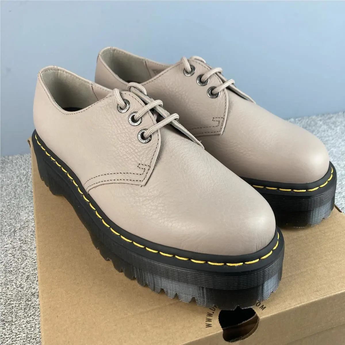 Dr. Martens shoes - Quad II Platform Derby - Quad Platform Derby - Vintage Taupe 2