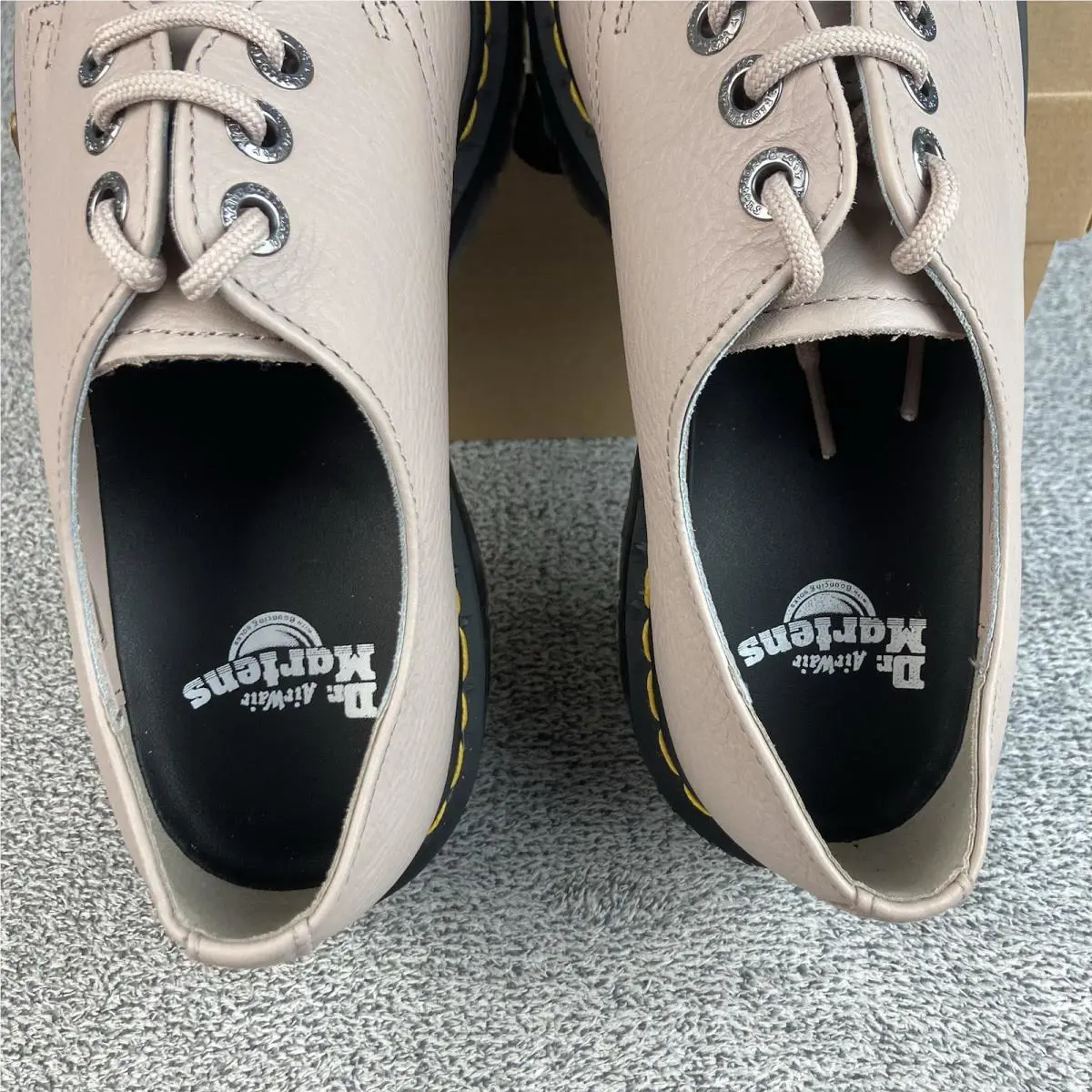 Dr. Martens shoes - Quad II Platform Derby - Quad Platform Derby - Vintage Taupe 4