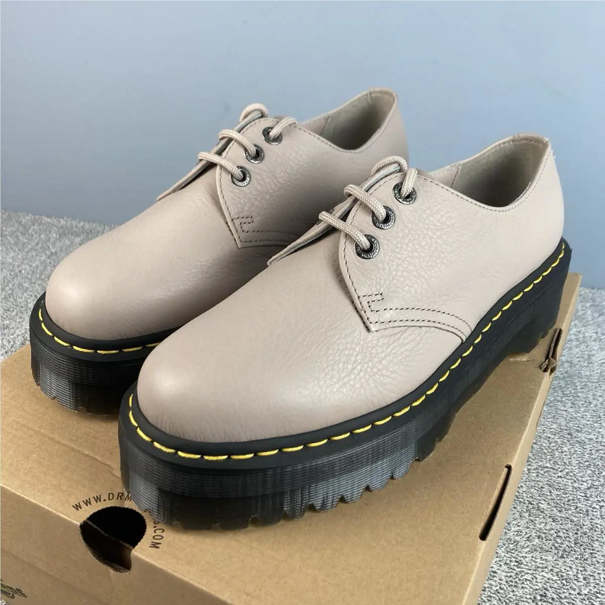 Dr. Martens shoes - Quad II Platform Derby - Quad Platform Derby - Vintage Taupe 1
