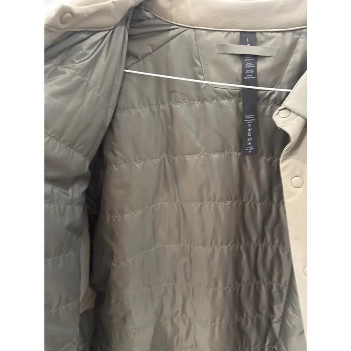 Lululemon clothing - Lululemon Escape And Explore - Escape And Explore - Beige 4