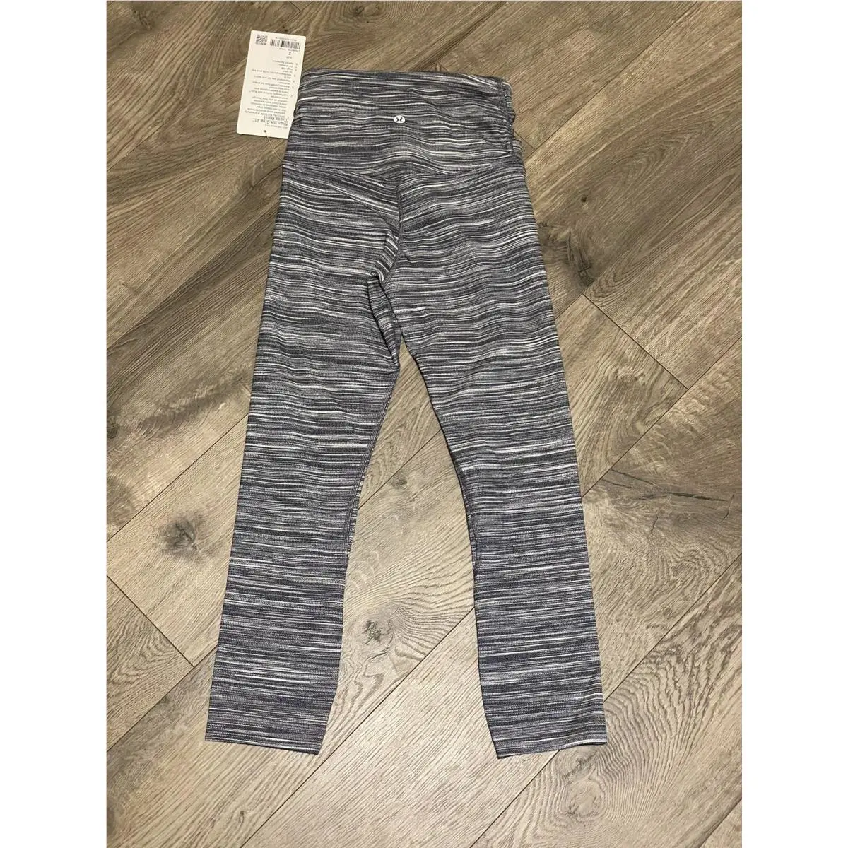 Lululemon clothing - Black 2