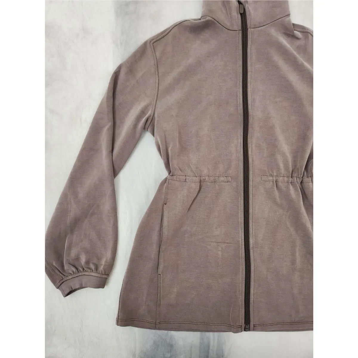 Lululemon clothing - Espresso 1