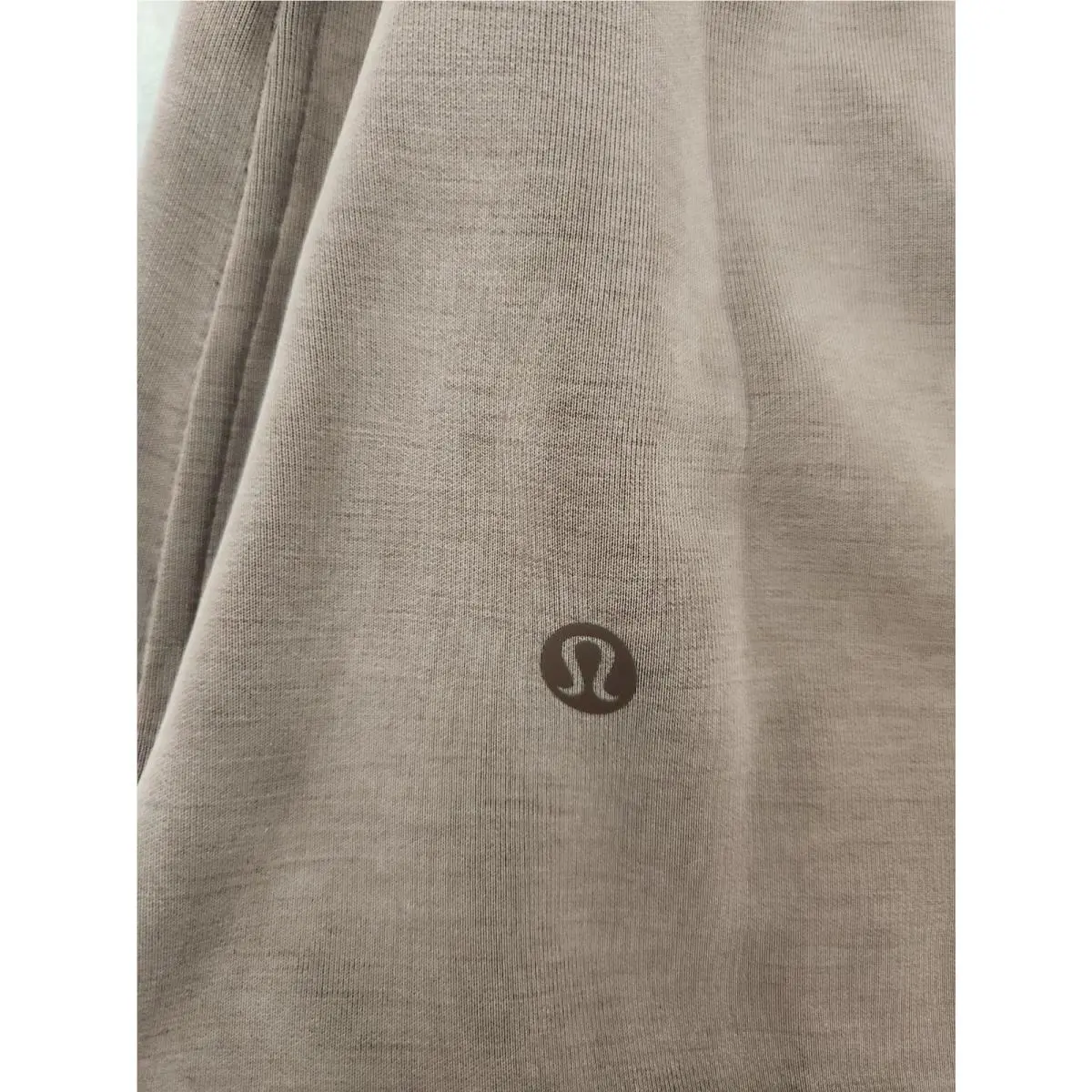 Lululemon clothing - Espresso 3