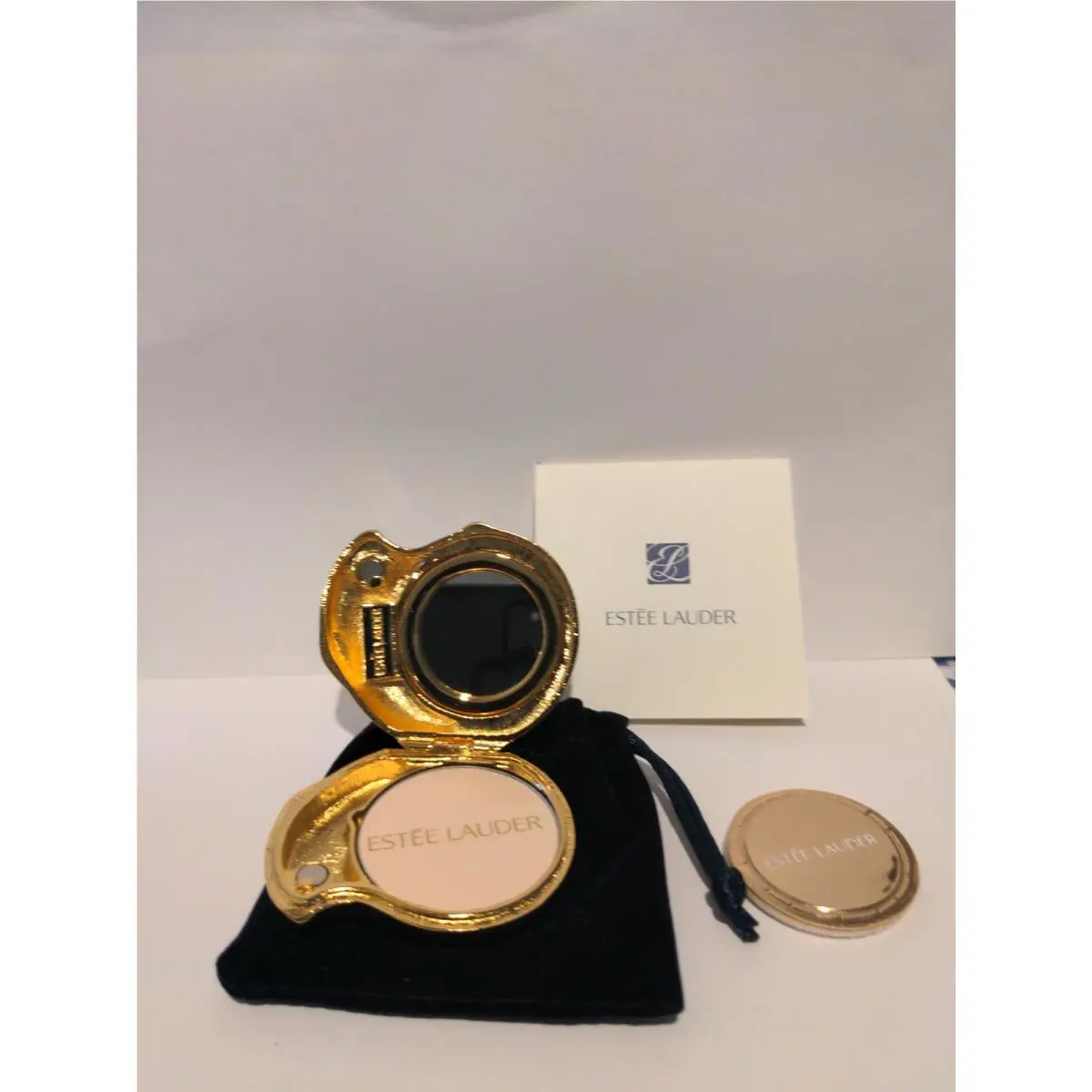 Estee Lauder Year Of The Rat Perfecting Pressed Powder Compact 05 Translucent