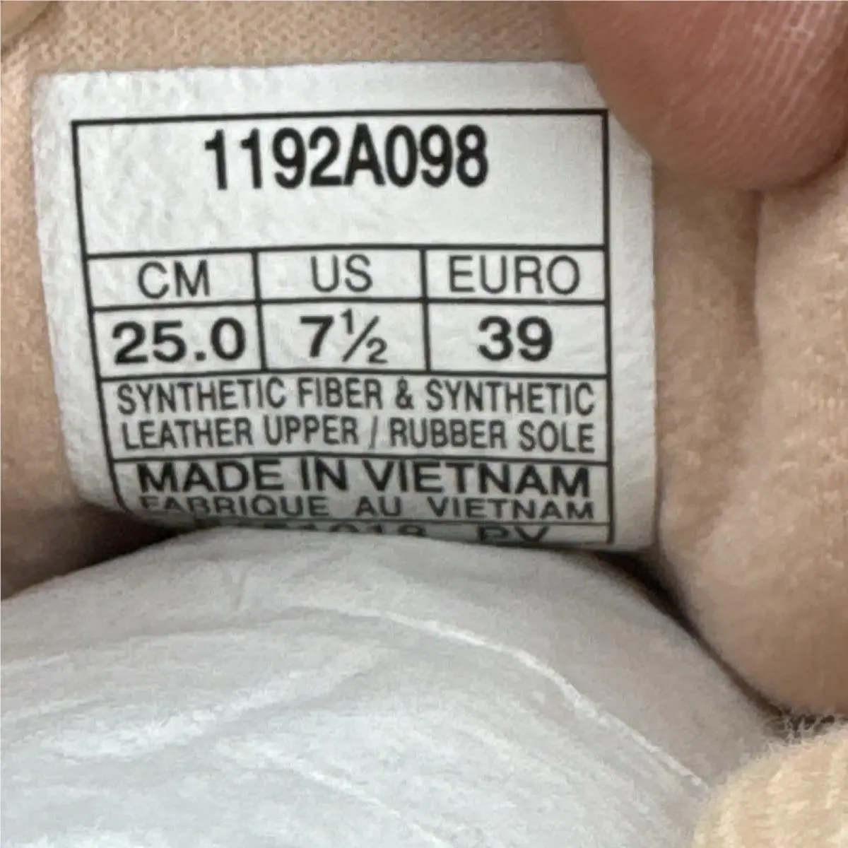 Asics shoes - ASICS HyperGEL-Lyte - Beige, Full: Black/Black (UPC: 191497854181) 13