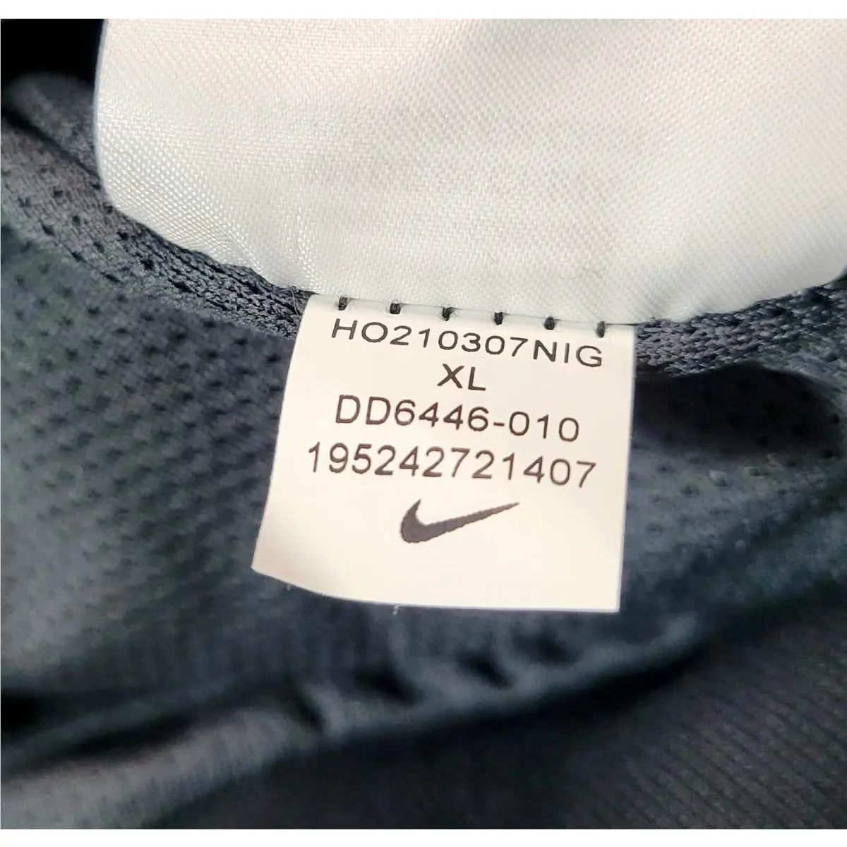 Nike clothing - DD6446-010 - DD6446-010 - Black White 10