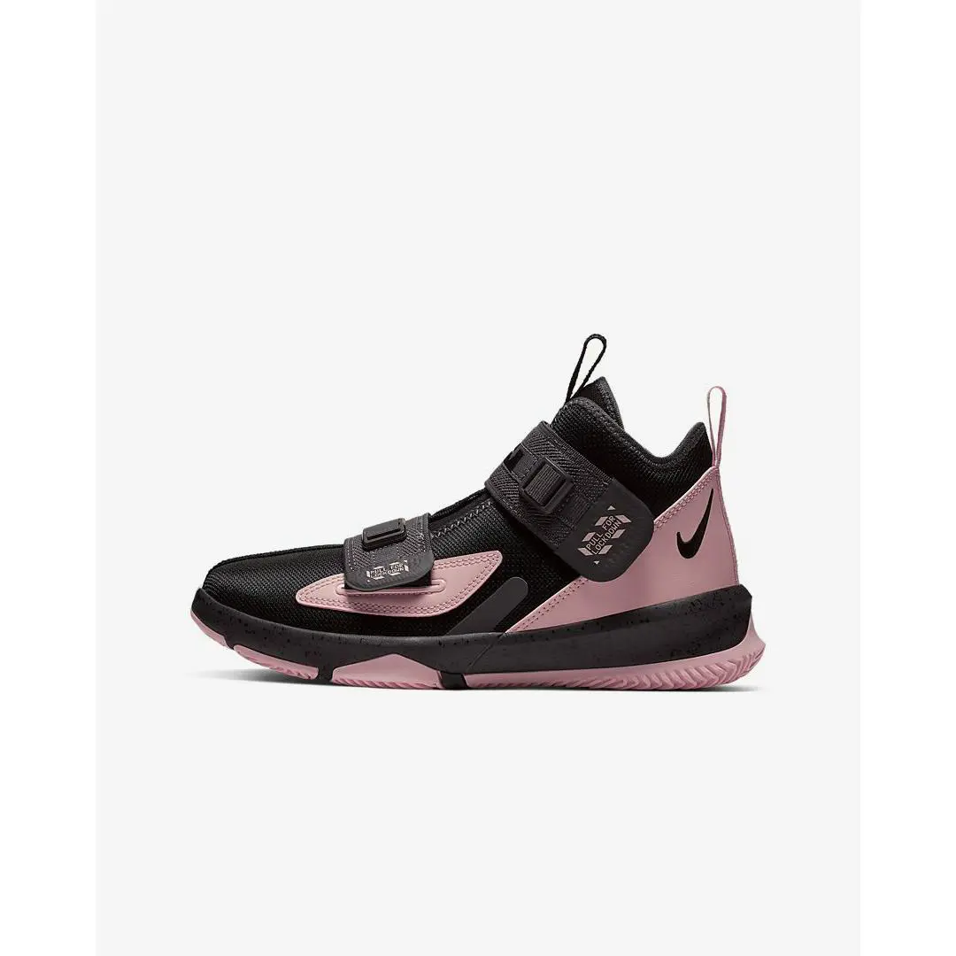 Nike shoes - Black/Bleached Coral/Black 6