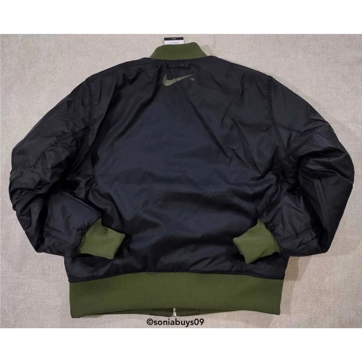Nike clothing - Green/Black 17